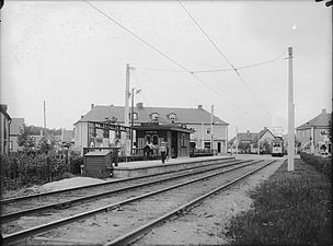 Tyresövägens hållplats 1931. I bakgrund Sockenvägen 532