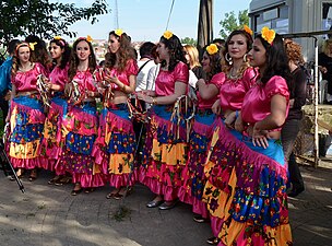 Romani women of Turkey