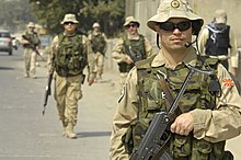 Photographie de soldats macédoniens à Kaboul