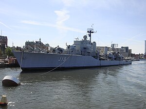 HMS Småland (J19) som museifartyg i Göteborg 2009
