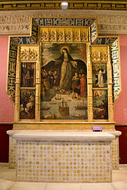 Retablo de la Virgen de los mareantes en la capilla del Cuarto del Almirante de los Real Alcázar de Sevilla, de Alejo Fernández (1531-1536). El edificio tiene otras capillas con notables retablos.[148]​