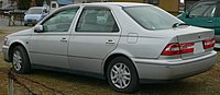 Vista sedan (pre-facelift)