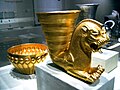 Zlatni ćup u animalističkom obliku, (Nacionalni muzej u Iranu)