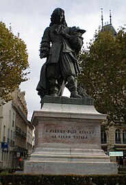 Statue de Pierre-Paul Riquet sur les allées de Béziers.