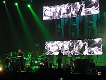 Elbow performing at Manchester Arena in 2014