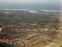 Pemandangan udara Velserbroek dan IJmuiden