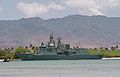 La fregata HMAS Arunta nel 2000 in partenza da Pearl Harbor per prendere parte all'esercitazione internazionale RIMPAC