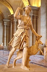 Die Diana van Versaille, ’n Romeinse kopie van ’n Griekse beeld deur Leochares (Louvre).