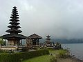 Ulun Danu Bratan pura prie Tamblingano ežero (Balis).