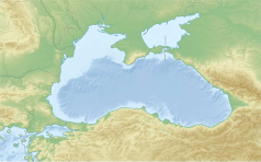 Mapa konturowa Morza Czarnego, blisko górnej krawiędzi nieco na prawo znajduje się punkt z opisem „miejsce bitwy”