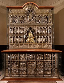 El altare argenteo de la catedral de San Zenón (Pistoia). Encargada en 1287, fue objeto de sucesivas ampliaciones hasta 1456.
