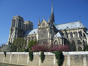 La cattedrale di Notre-Dame de Paris (1160–1230)