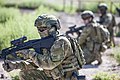 イラクでの訓練において、F90を構えるオーストラリア軍兵士