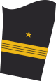 Dienstgradabzeichen eines Stabskapitänleutnants (militärfachlicher Dienst) auf dem Unterärmel der Jacke des Dienstanzuges für Marineuniformträger