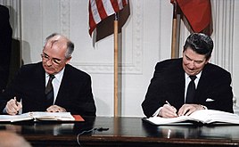 Reagan et Gorbachev en 1987