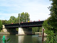 Le pont ferroviaire.