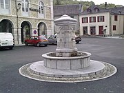 La fontana di fronte al municipio