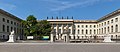 Гумбольдт исемендәге Берлин университеты баш бинасы (элеккеге принц Генрих Сарае)