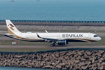 This Starlux Airlines A321neo has doors R3/L3 plugged and replaced with windows (seating: 188, maximum: 195).
