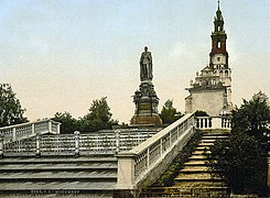 Monumento a Alejandro II en el monasterio de Jasna Góra (actual Częstochowa), el corazón espiritual de Polonia.