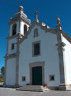 Igreja paroquial de Mouçós
