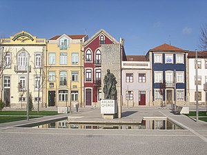 Praça do Almada East side