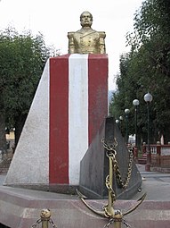 Monumento en la Alameda Grau de Huaraz.