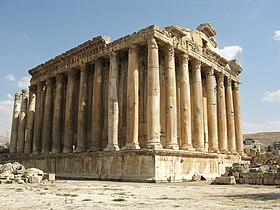 Đền thờ Baalbek ở Liban cho chúng ta thấy phong cách tôn giáo và kiến trúc của một số nền văn minh có ảnh hưởng nhất thế giới bao gồm Phoenicia, Babylon, Ba Tư, Hy Lạp, La Mã, Byzantine và Ả Rập