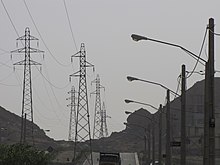 عکس از خطوط انتقال برق فشار قوی و برق عادی شهری در ایران