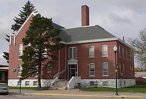 Das Cherry County Courthouse in Valentine, gelistet im NRHP Nr. 89002229[1]
