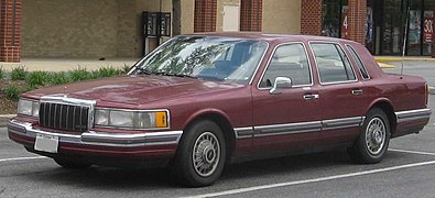 1990–1992 Lincoln Town Car