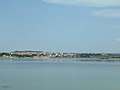 Vue de la ville de Caspe au bord de la « mer d'Aragon ».