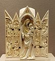 Oratório portátil, França. Marfim, fim do século XIV