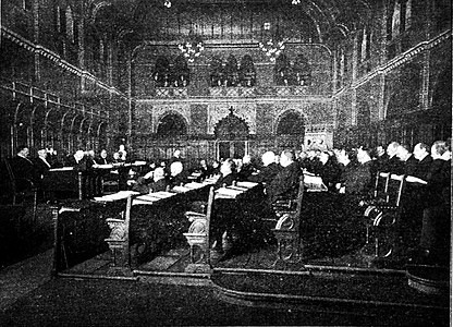 Als Kommissar des Senats mit den Wortführern bei einer Bürgerschaftssitzung auf den erhöhten Sitzen (1909)