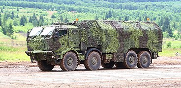 8x8 army truck with armored cab