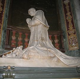 Monumento al Benedikto la 15-a