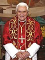 Papa Benedetto XVI con stola pastorale