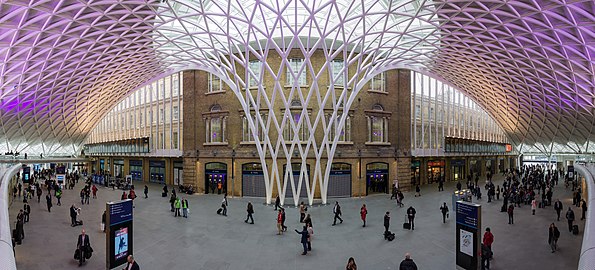 Western departures concourse, King's Cross railway station at London King's Cross railway station, by Colin