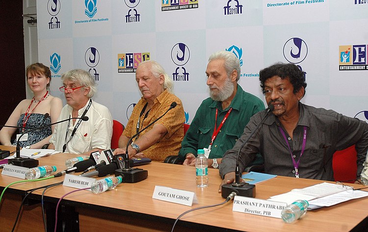 The Chairman, International Competition Jury, Shri Goutam Ghose briefing the media, at the 41st International Film Festival (IFFI-2010), in Panjim, Goa on November 29, 2010.jpg