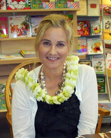 A 2009 photograph of Maureen McCormick.