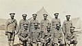 Soldati del Bermuda Contingent della Royal Garrison Artillery in una Casualty Clearing Station (sorta di ospedale da campo), luglio 1916, indossano la Service Dress con bandoliere per le munizioni di armi leggere (per fucili usati come autodifesa).