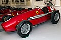 Una Ferrari 500 F2 (1952-53) in rosso Ferrari