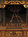 Dronning Anna Kathrines kronte monogram med bokstavrebusen RMHVDHA