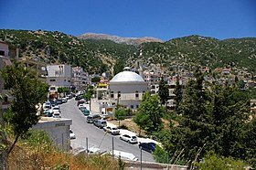Гора Джебели-Акра, возвышающаяся над городом Кассаб.