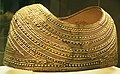 A Capa de Mold, peça de ourivesaria da Idade do Bronze achada em Gales