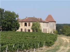 The chateau of Mauhic in Loubédat