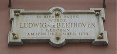 Inscription sur la maison natale à Bonn.