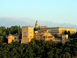 Pohled na Alhambru je jedním z nejslavnějších panoramat vůbec