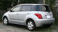 2002–2005 Toyota Ist (Japan)