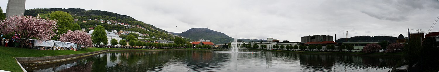 The "Lille Lungegaardsvann" in the city of Bergen, Norway